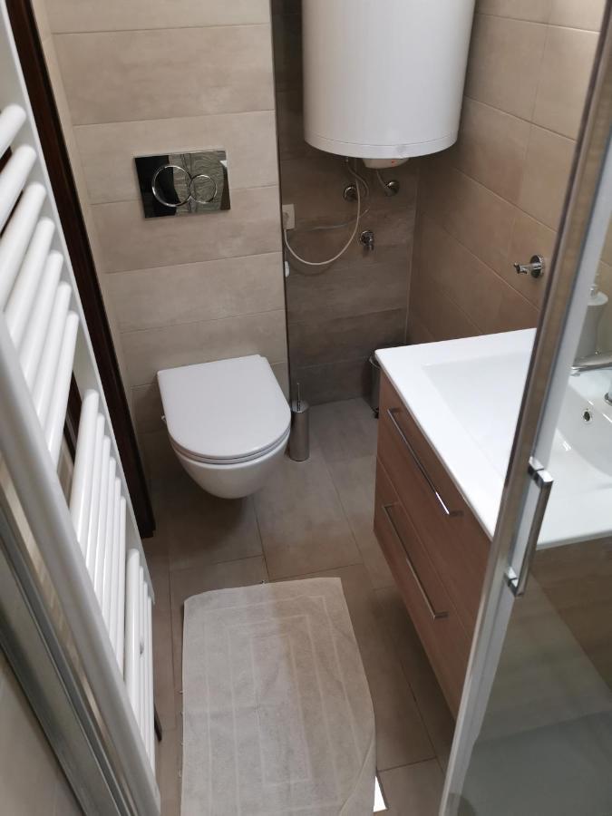 Apartments Bevk ไพราน ภายนอก รูปภาพ